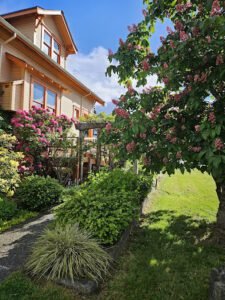 Mahle House Restaurant Menu - Nanaimo